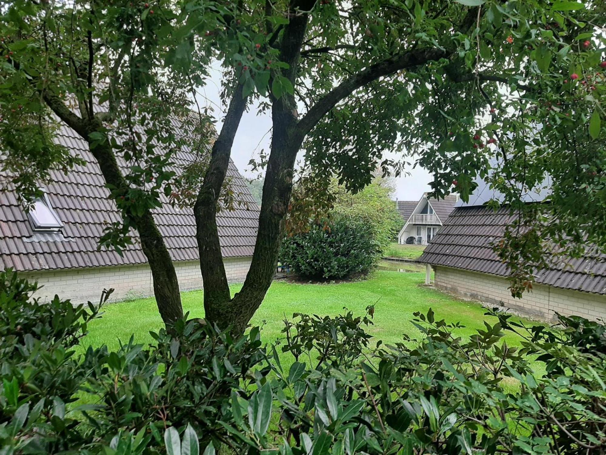 Stijlvol Aan De Visvijver Gramsbergen Luaran gambar